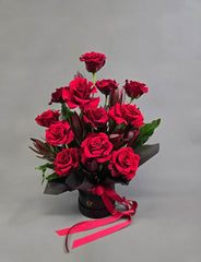 Ruby Royale – Luxury Red Rose & Black Velvet Box Arrangement