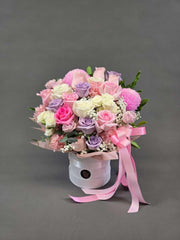 Whimsical Pastel Luxe – Mixed Rose & Chrysanthemum Hat Box